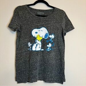 Peanuts tshirt women’s medium
